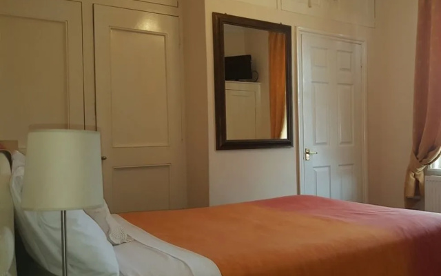 Albany Guest House