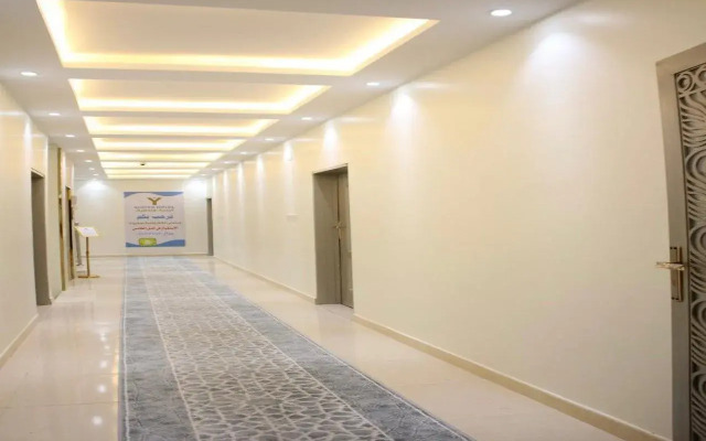 Y Suites Hotel