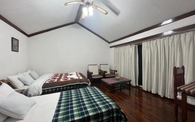 ES Deurali Resort.