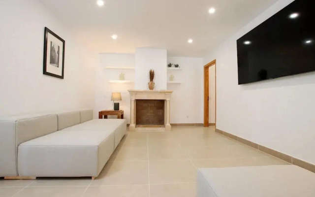 Stylish Two-bedroom Villa