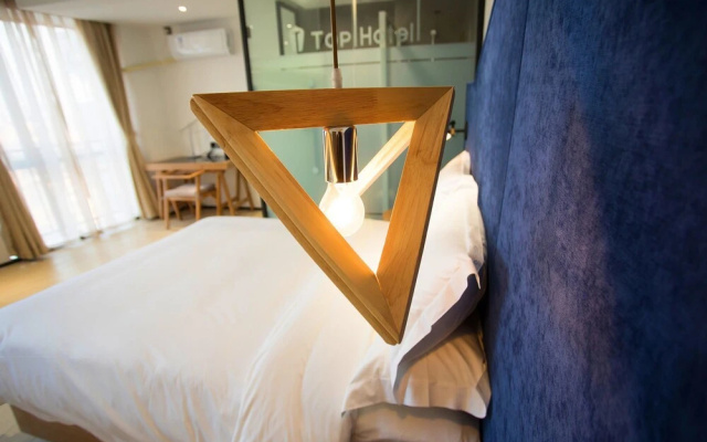 TOP Hotel