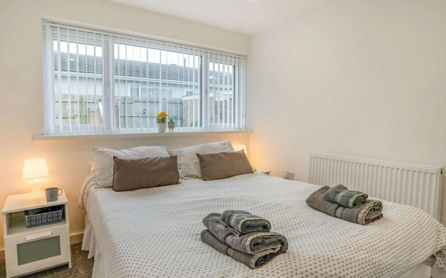Upper Hill Park - 3 Bed Bungalow - Tenby