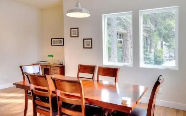 Scenic Wonders Eureka 3 Bedrooms