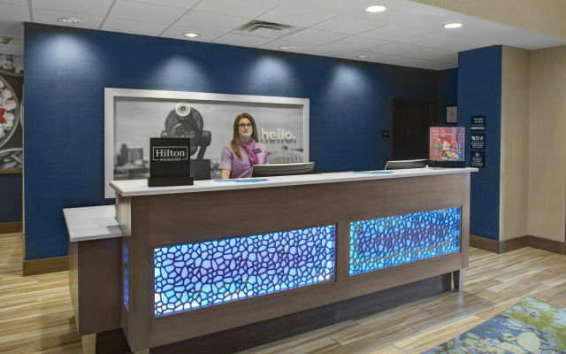 Hampton Inn & Suites Syracuse North Airport Area