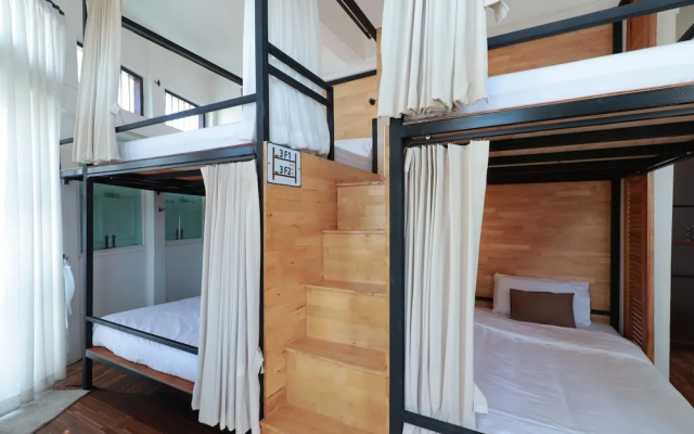 HAB40 Hostel