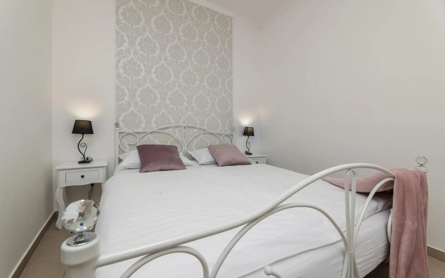 APARTMAN BORGO MARINA - by the sea