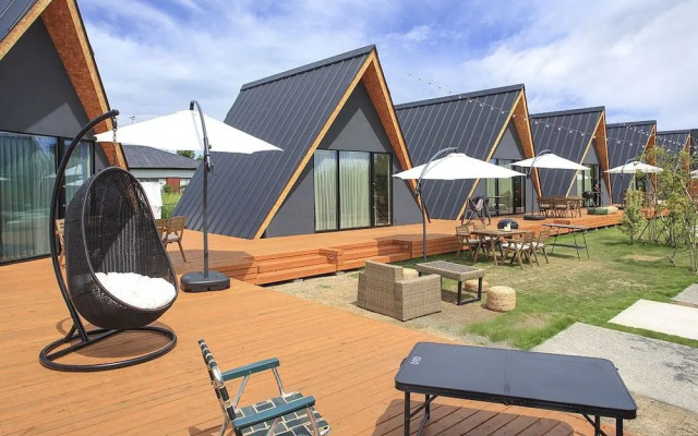 TENT Ichinomiya Glamping Resort