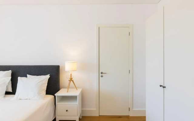 Linden Tree House A and B