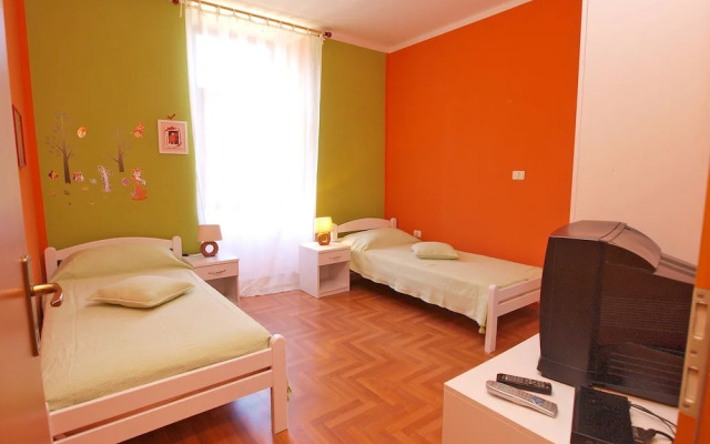 Apartment 849