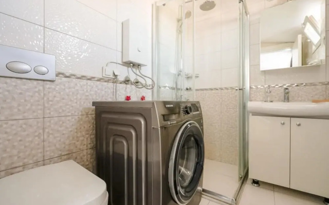 Missafir Superb Flat Near Hadrian s Gate