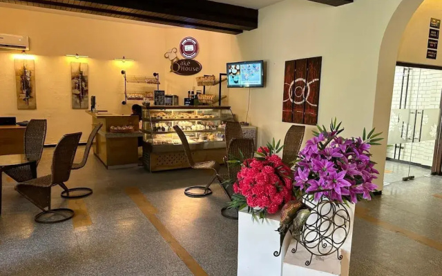Goa Country Club By Pearl Near Udyog vihar Yashobhoomi