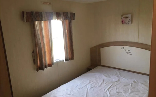 Craig Tara Deluxe Caravan Holidays