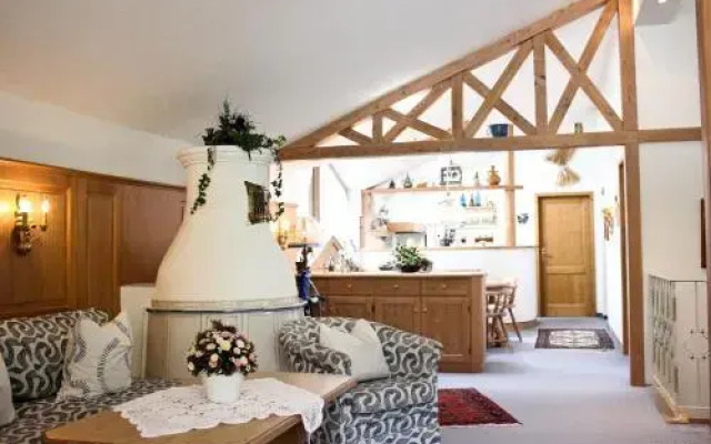 Hotel Restaurant Cafe Neu Meran