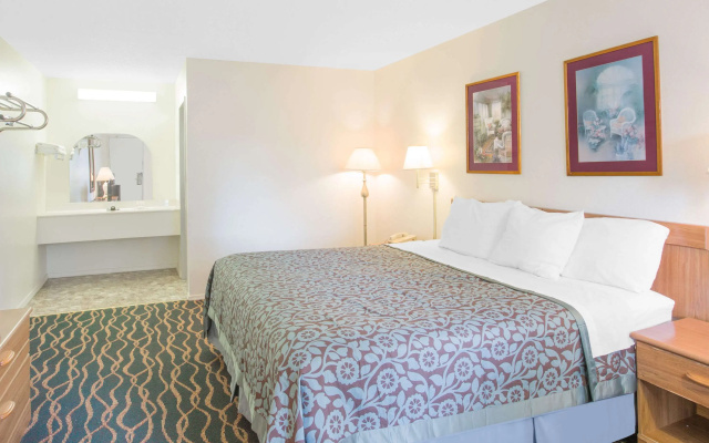 Days Inn by Wyndham Hardy