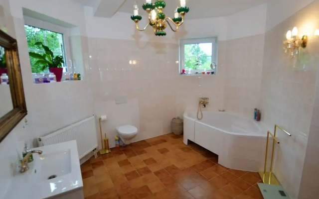Tasteful Villa in Zernov With Private Pool