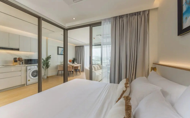 The Aqua Luxury Apart Hotel Waterfront