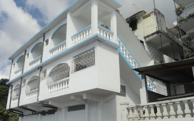 Océanis Hotel in Anjouan, Comoros from 57$, photos, reviews - zenhotels.com hotel front