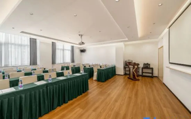 Guanghao Hotel (Guangzhou Pazhou Convention and Exhibition Center)