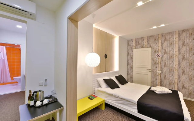 iO Hotel