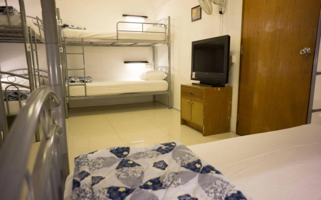 Ark Hostel
