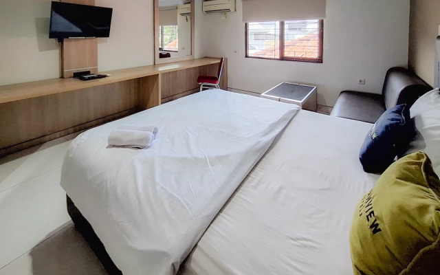 Urbanview Syariah Sweet Home Cikarang