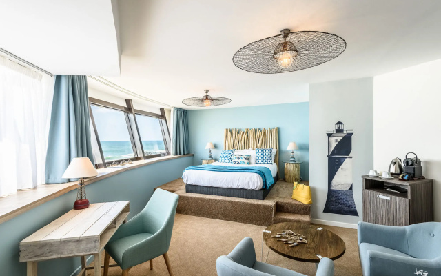 Baya Hotel