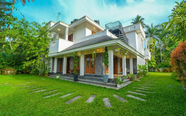 The Kochi Backwater Resort