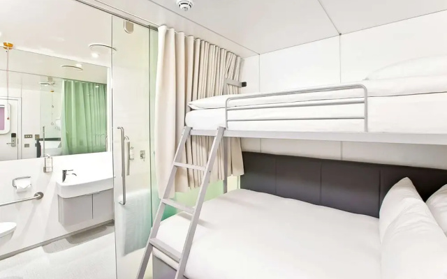 YOTELAIR London Gatwick