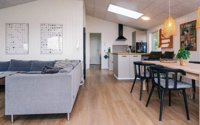 6 Person Holiday Home in Ronde