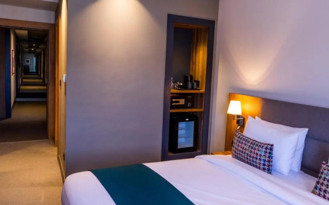 Urban Hotel and Spa