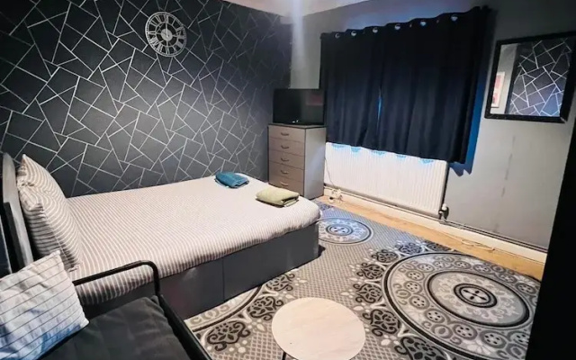London E1 Hostel