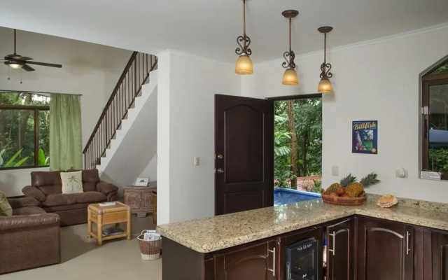 3BR Casa Heron w Private Pool Wi-fi BBQ