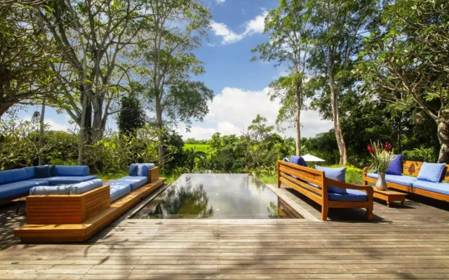 Villa Alam Taru