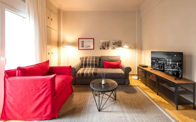 Brand new Modern Apartment with satellite TV