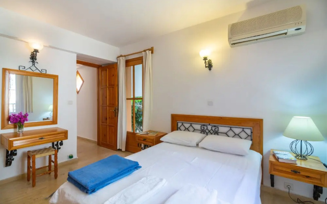 Korsan Apartments