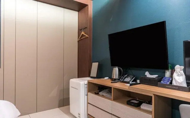 Hotel K