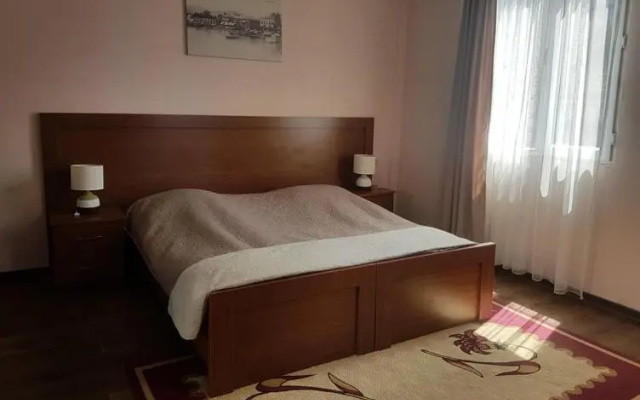 Apartment Giorgi Mazniasvhili