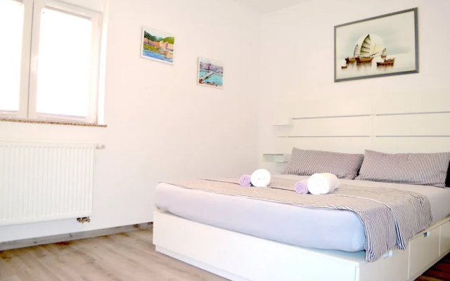 Panoramic View Apartment Marijane