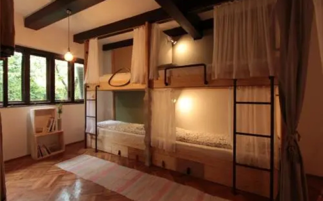 Youthink Hostel