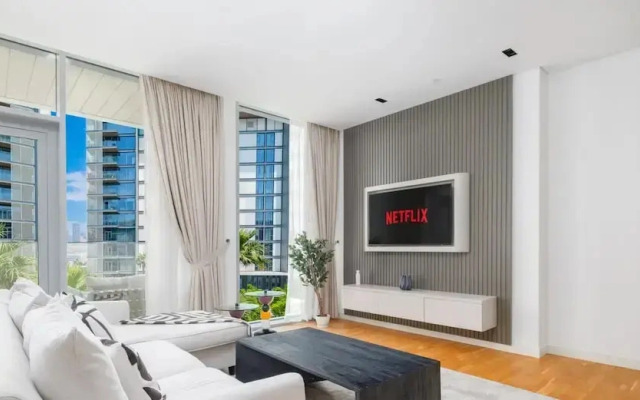 LUX The Bluewaters Island Suite 2