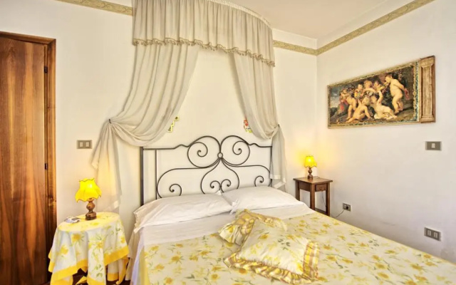 Villa Reale by PosarelliVillas