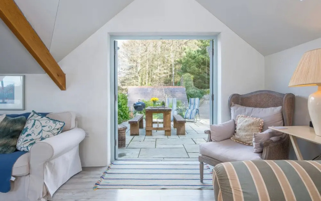 Leeward Cottage
