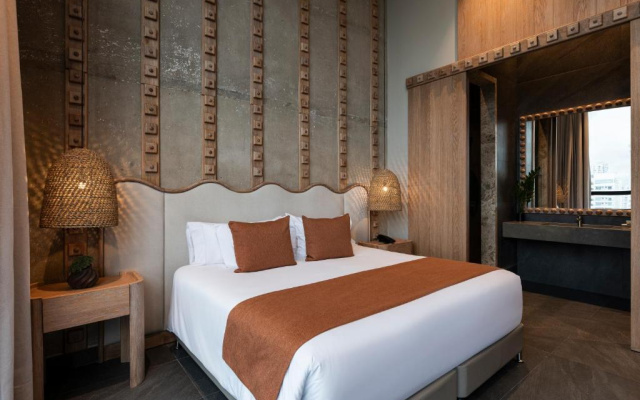 OZ Hotel Collection
