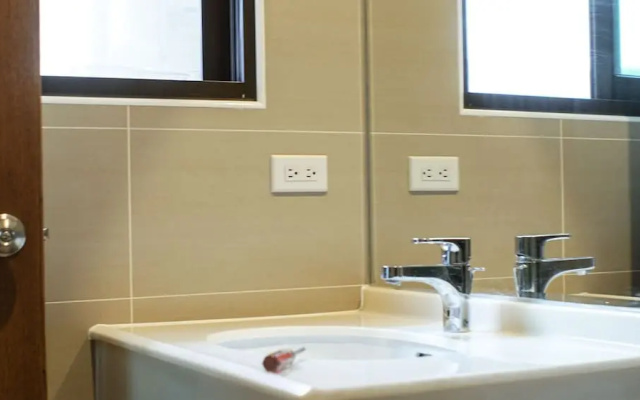 Lingxian B&B