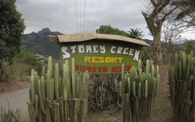 Stoney Creek Resort - Hostel Вити-Леву вид на фасад