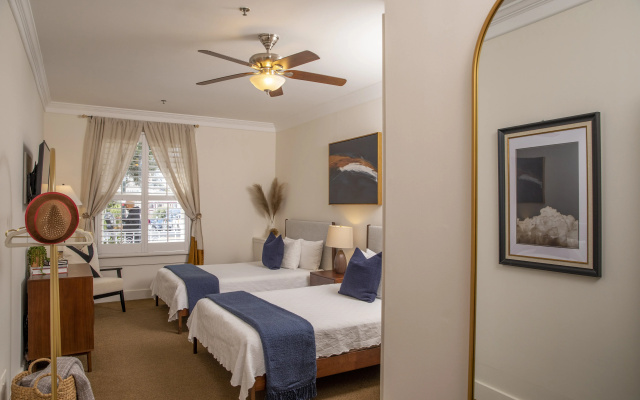 Washington Square Inn