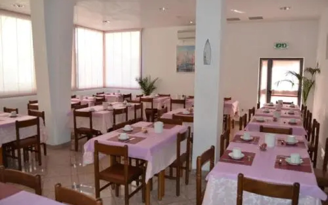 Hotel Tonti