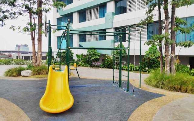 Studio Standard A @ Grand Kamala Lagoon By Araia Room