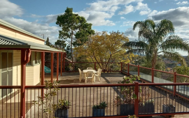 Treetops Escape Albury