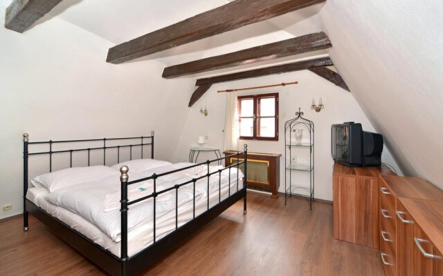 Апартаменты Karlova Prague Apartments комната для гостей